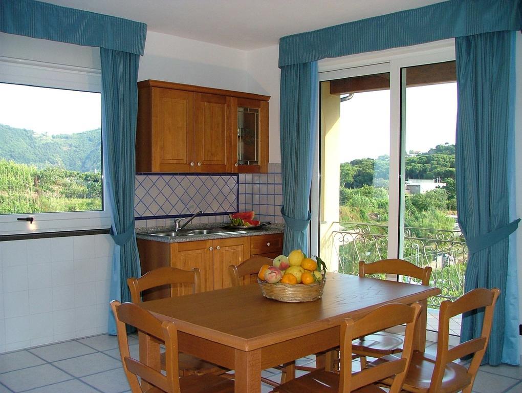 Villa Rosalia Barano d'Ischia Номер фото